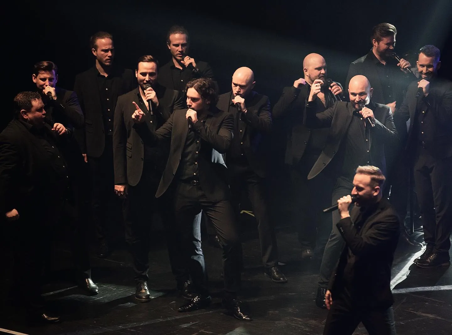 Twelve Tenors stage